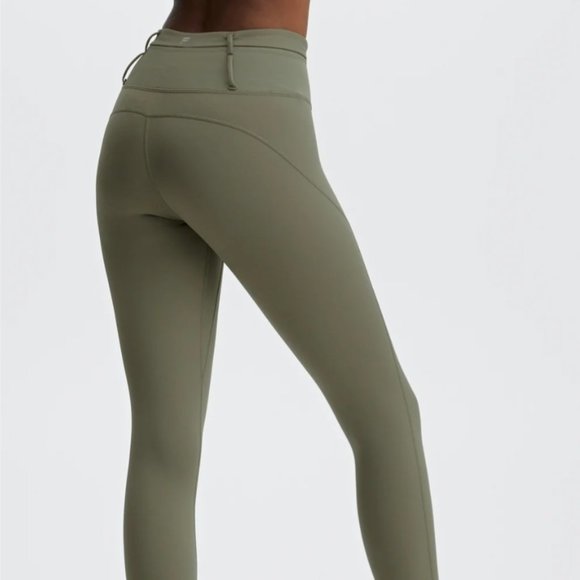 Fabletics Pants - Fabletics Motion 365 Sz Medium High Waisted Utility Hike 7/8 Leggings Green NWOT